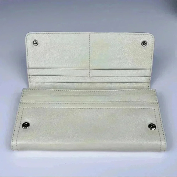 Prada Vanilla Leather Etiquette Continental Wallet - Picture 5 of 10